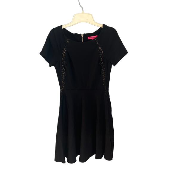 Betsey Johnson Black Dress Fit Flare Size 4 - Picture 1 of 13
